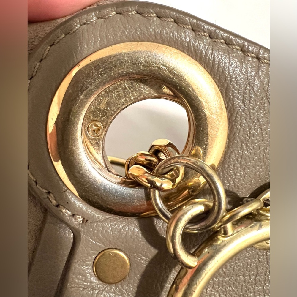 CHLOÉ
See by Chloé Leather tote - Picture 8 of 15